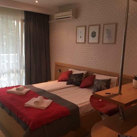 Апартаменти Miramar Palace -Apartament 211S Сонячний Берег Екстер'єр фото